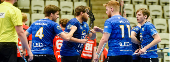 MLADÉ PUŠKY STATEČNĚ VZDOROVALY BLACK ANGELS